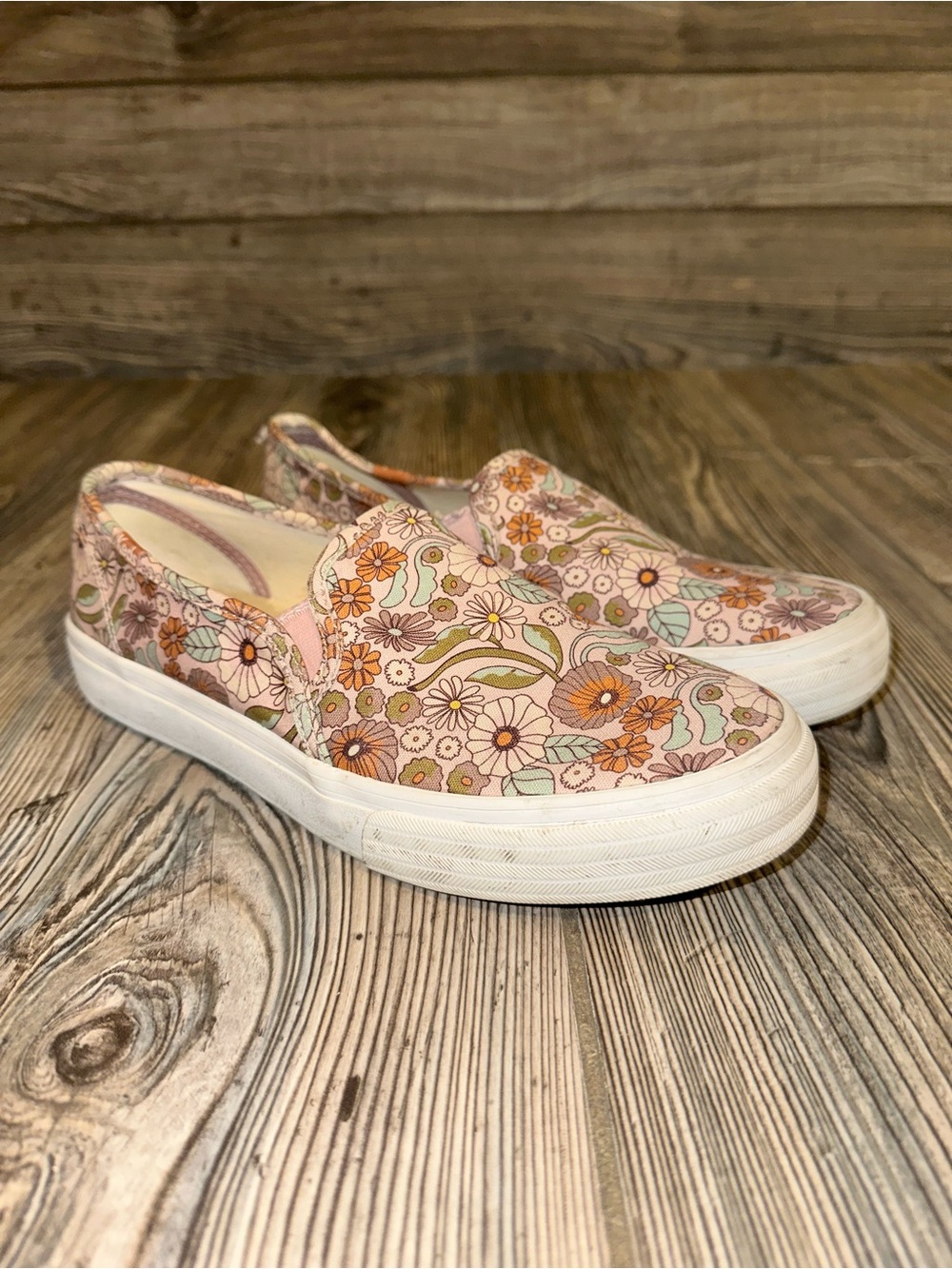 Keds Lavender Women’s Slip-On Floral Canvas Sneakers Pink Floral Size 7 Boho